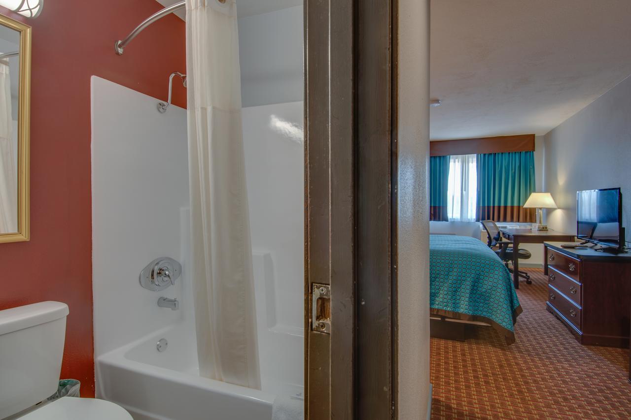 Vagabond Inn Executive Hayward Esterno foto