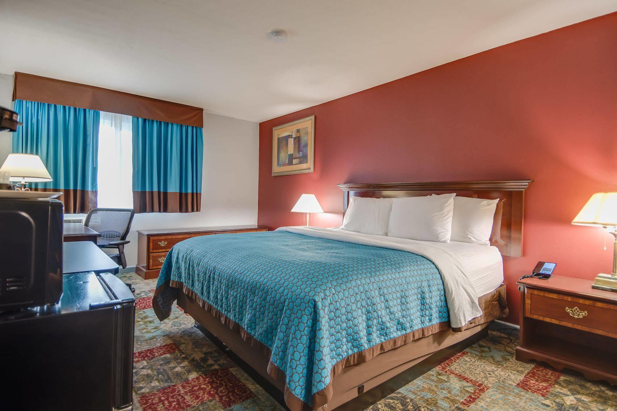 Vagabond Inn Executive Hayward Esterno foto