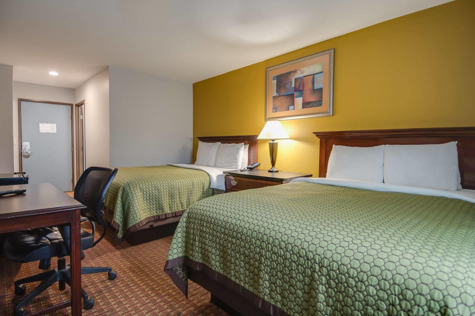 Vagabond Inn Executive Hayward Esterno foto